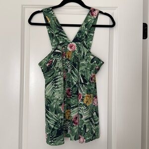 Cross top take pattern size small.